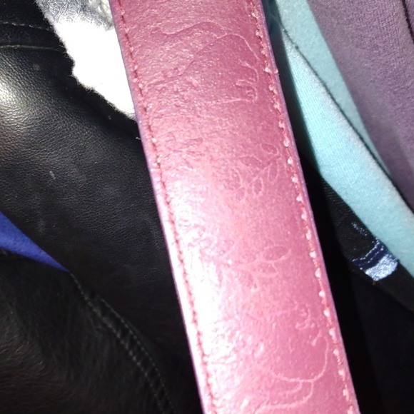 Women's burgundy cat design belt - Picture 16 of 17